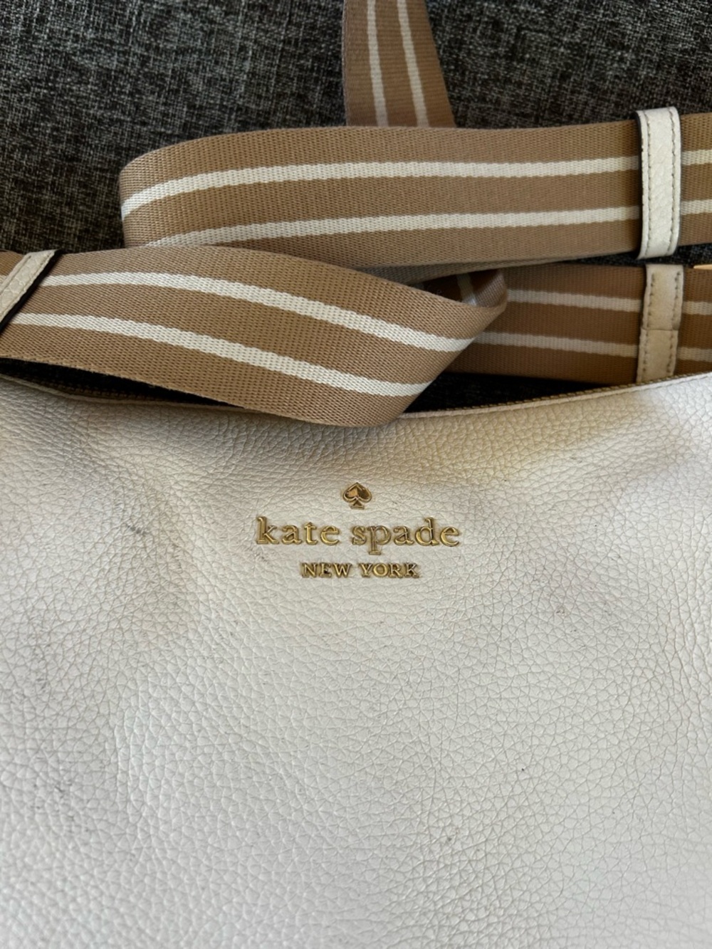 kate spade Soft White Pebbled Leather Cross-body Bag with Gold Logo - Picture 7 of 9
